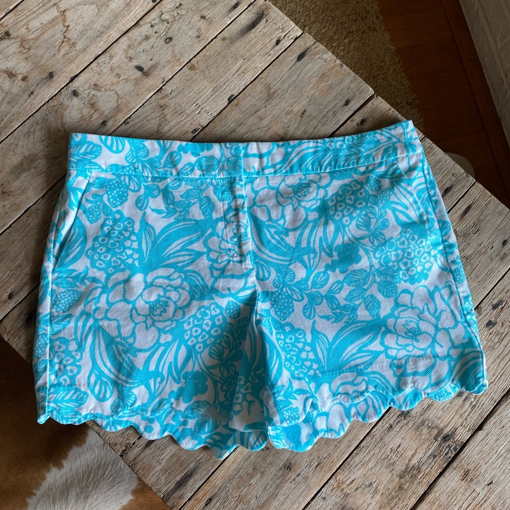 Talbots Women's Cotton Spandex Scallop Hem Floral Chino Shorts Size 16 Blue 38 W